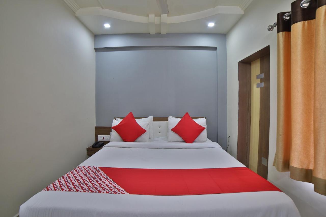 Hotel Loyal Residency Джамнагар Экстерьер фото